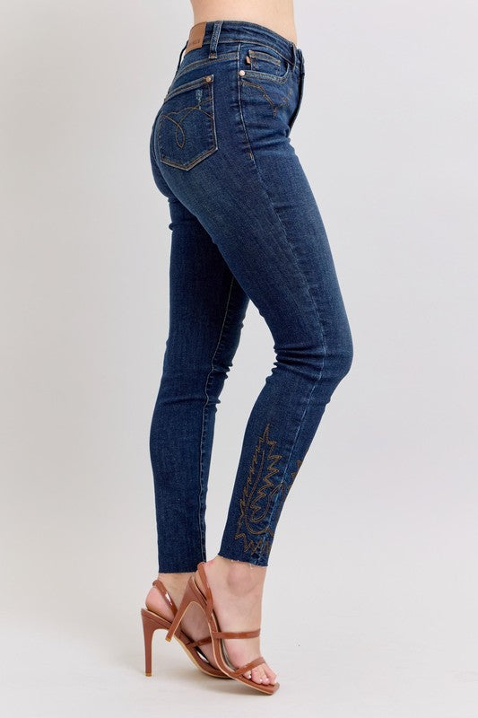 Judy Blue Embroidered High Rise Skinny Jeans
