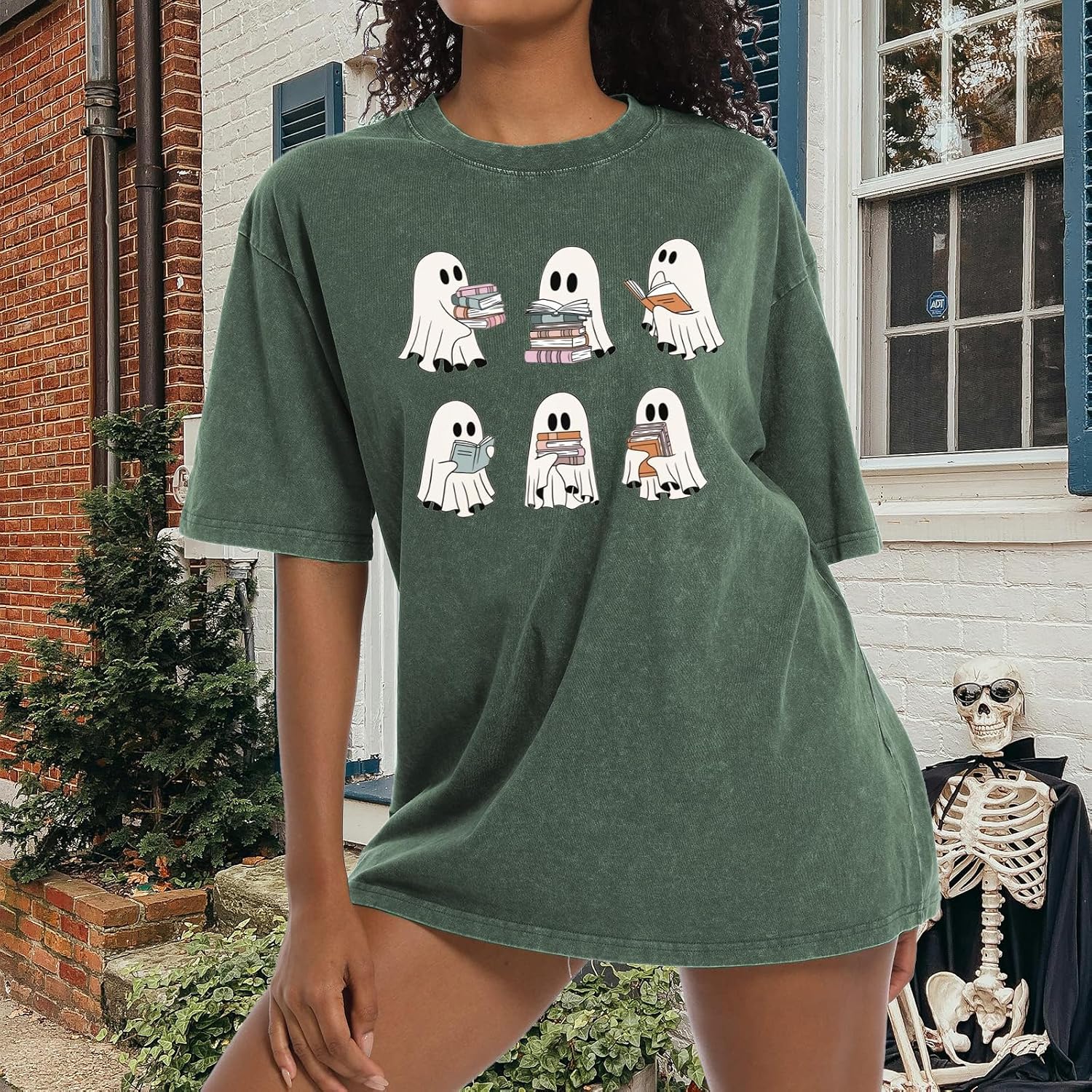 Chic Halloween Ghost Tee