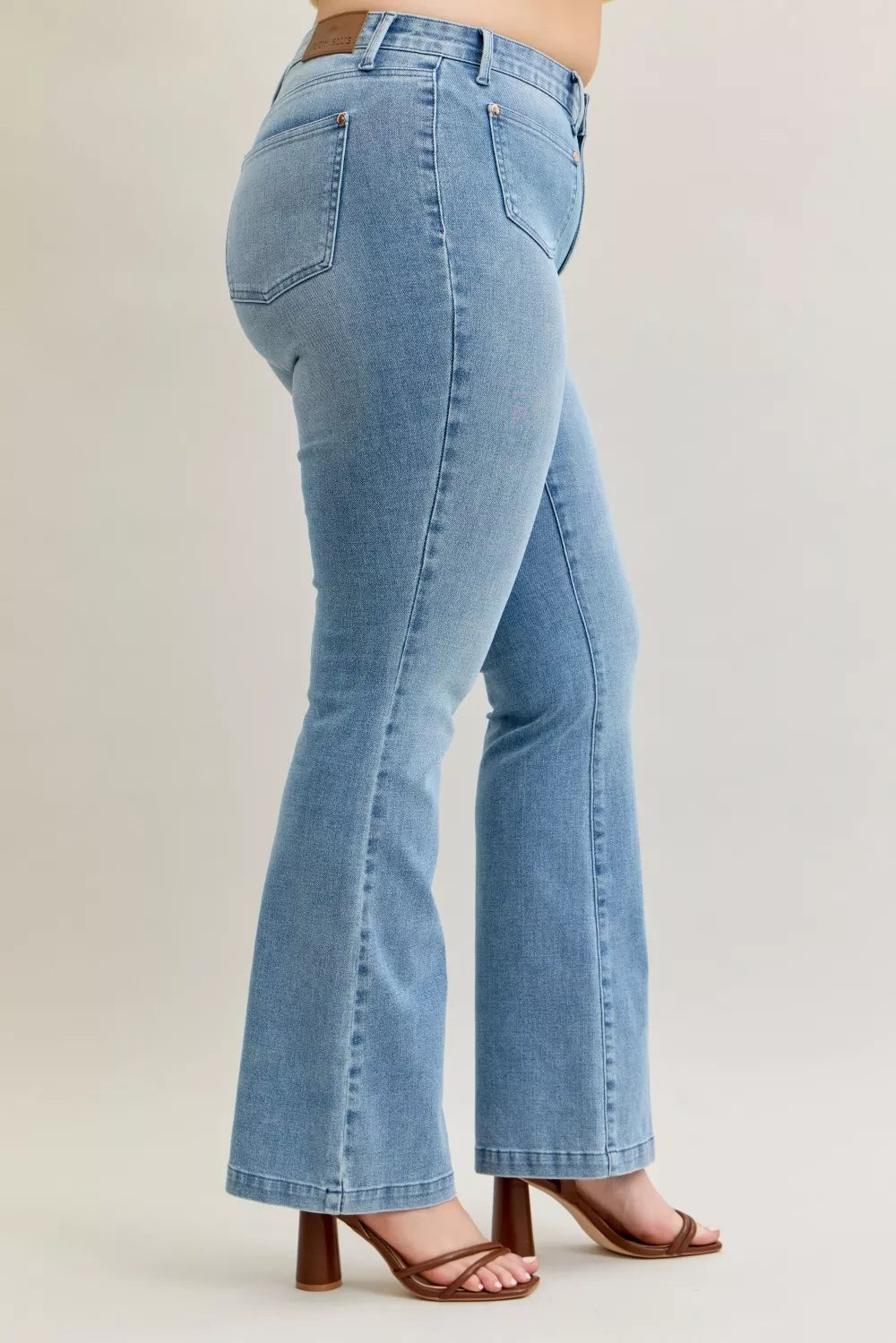 Judy Blue Mid Rise Bootcut Jeans with Contrast Wash Front Patch Pockets