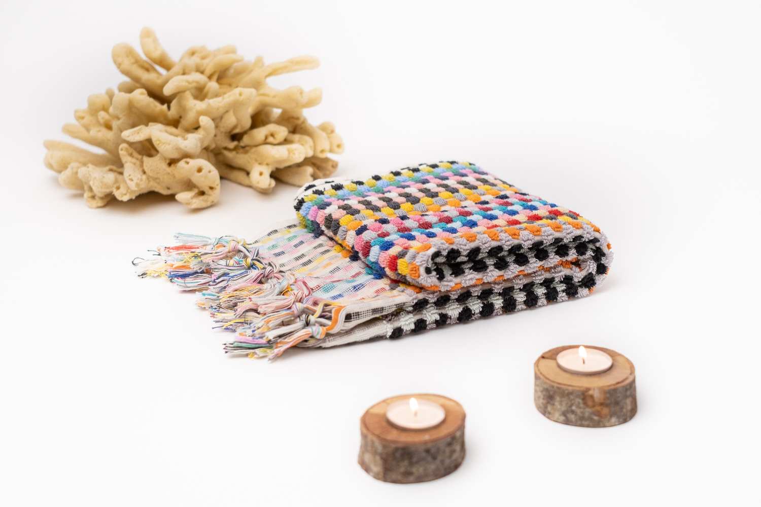 Pom Pom Hand Towel