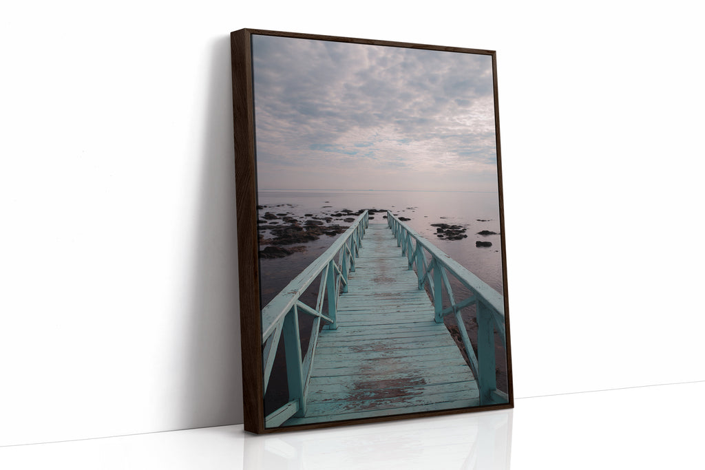 Pathway to Quiet Horizons